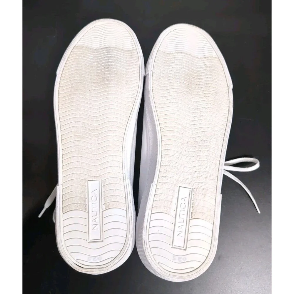 NAUTICA GRAVES WHITE LACE UP SNEAKERS MEN'S SIZE 12 GENTLY WORN   EUC